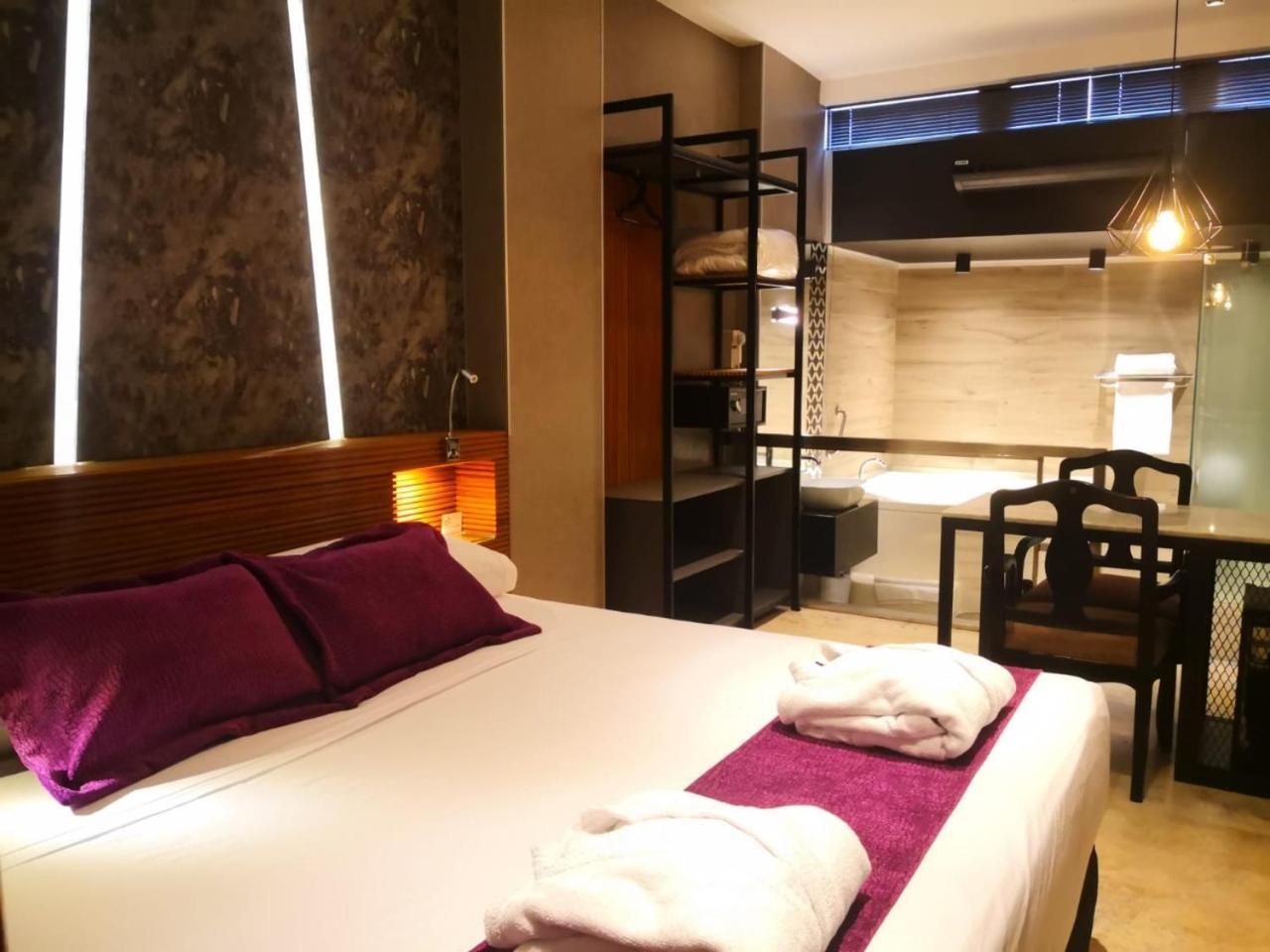 Hotel Las Lomas Лима Екстериор снимка