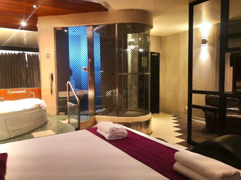 Hotel Las Lomas Лима Екстериор снимка