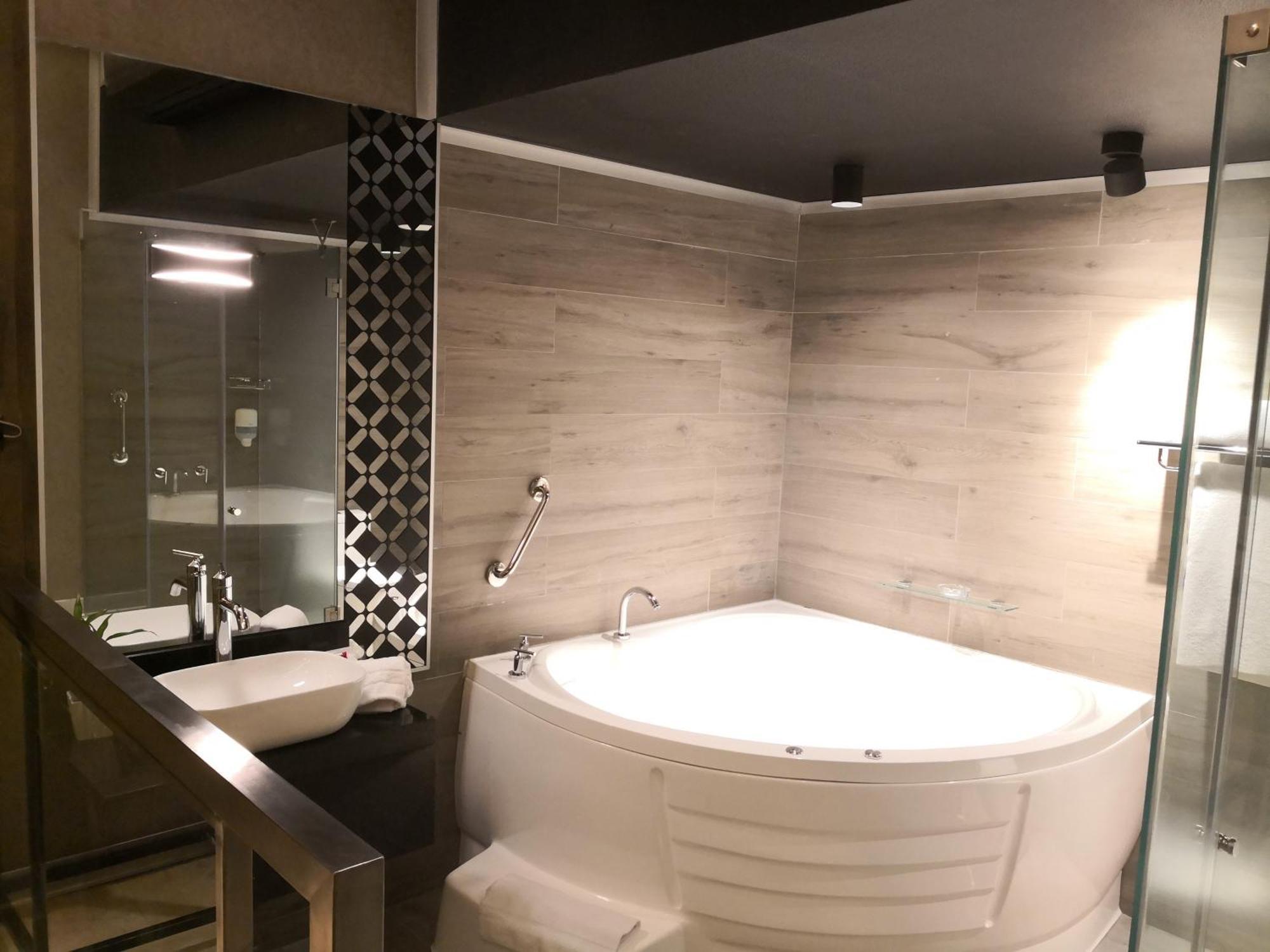 Hotel Las Lomas Лима Екстериор снимка